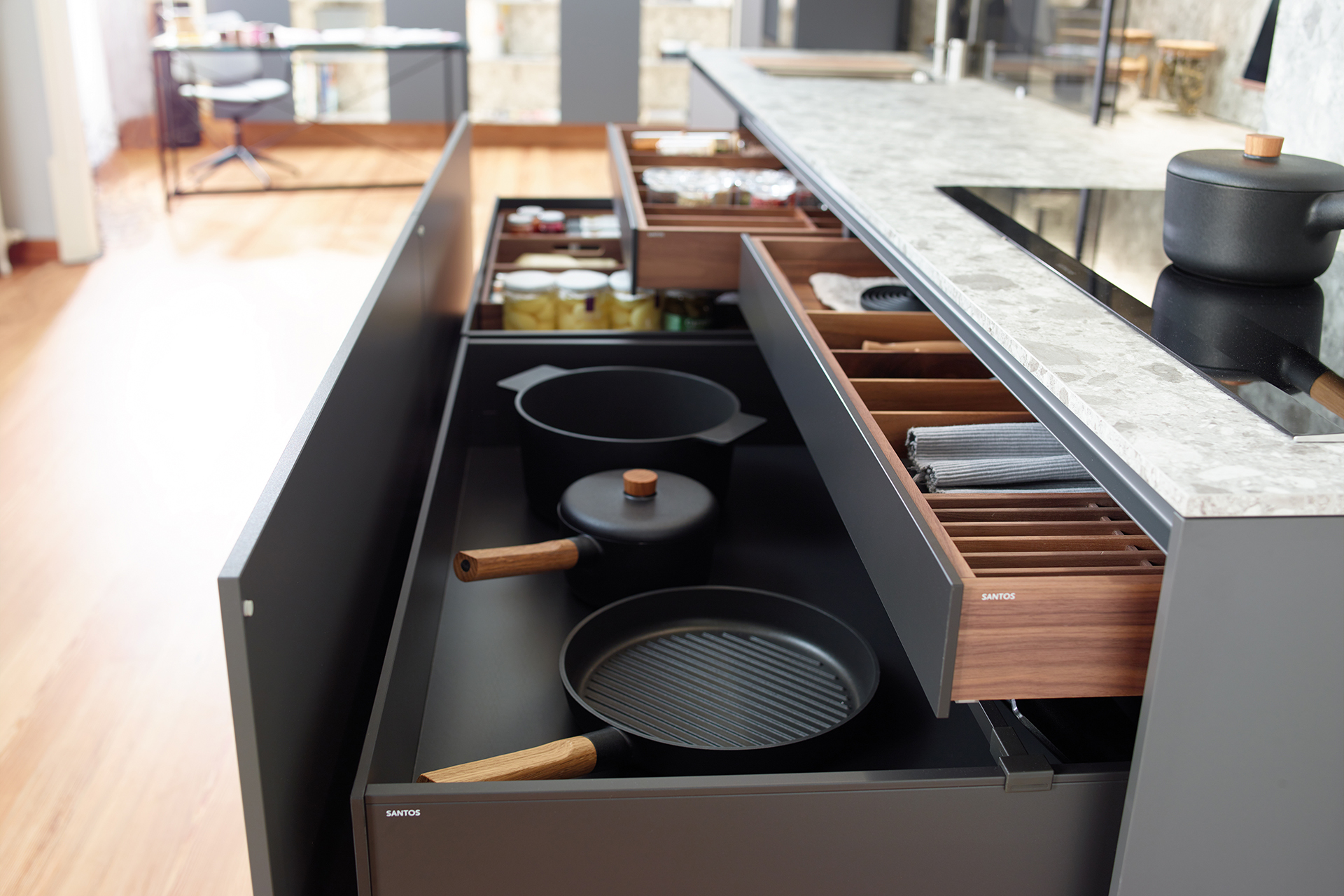 Las últimas novedades en mobiliario de cocina Santos, ya disponibles en Architonic
