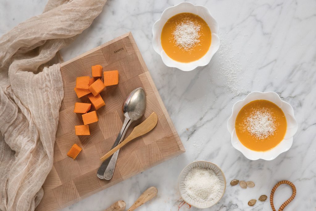 Receita de creme de abóbora e coco no calendário 2019 de cozinhas Santos