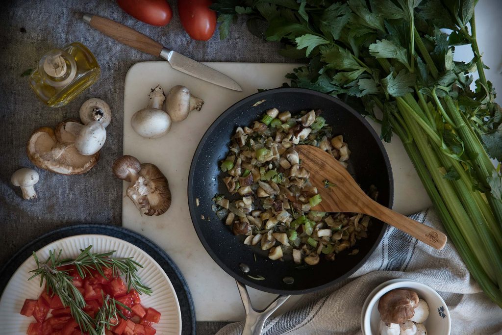 Receta perfecta para el entretiempo: Sopa de setas