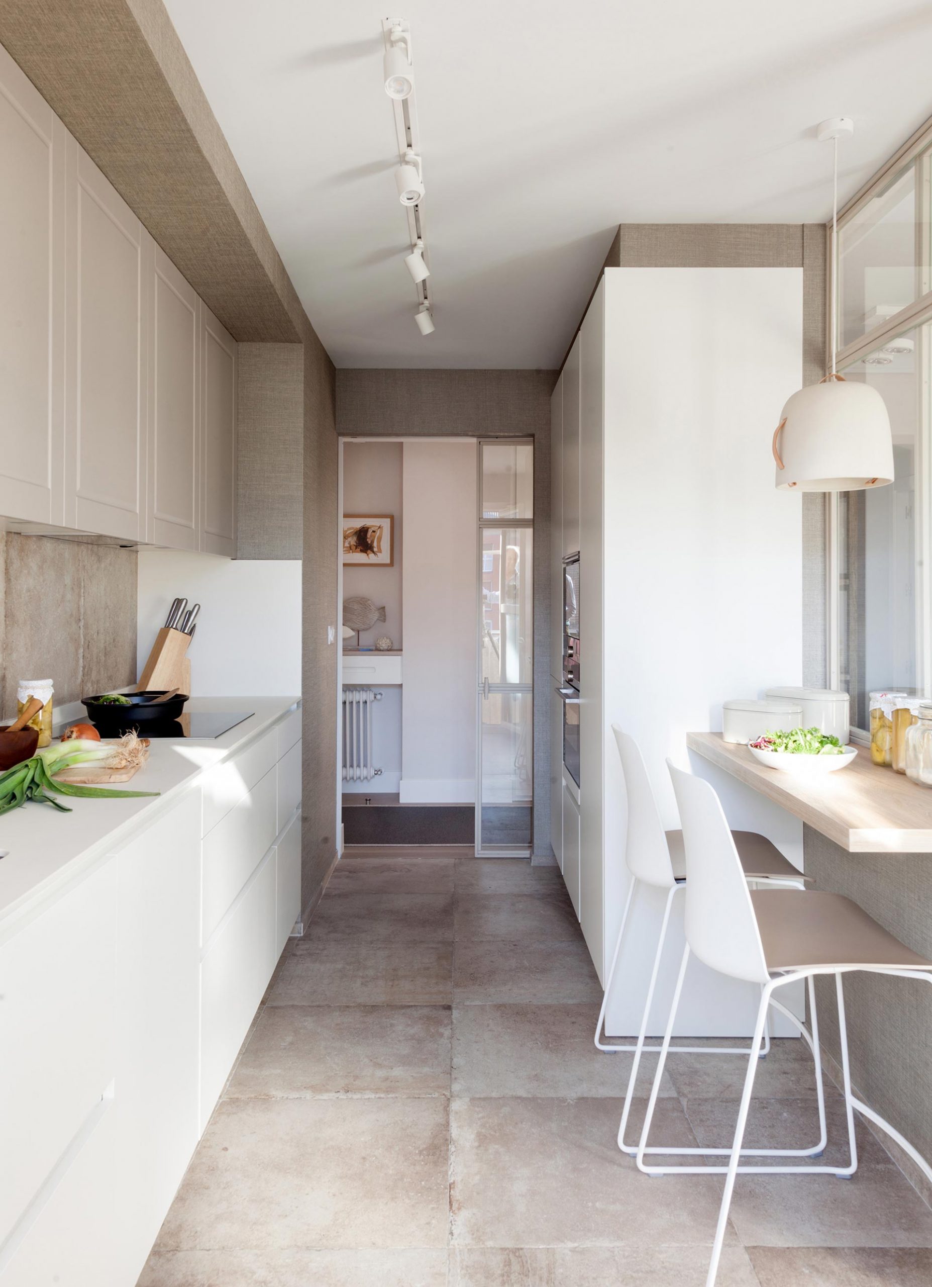 Cozinhas Santos em espaços pequenos, pela designer Natalia Zubizarreta