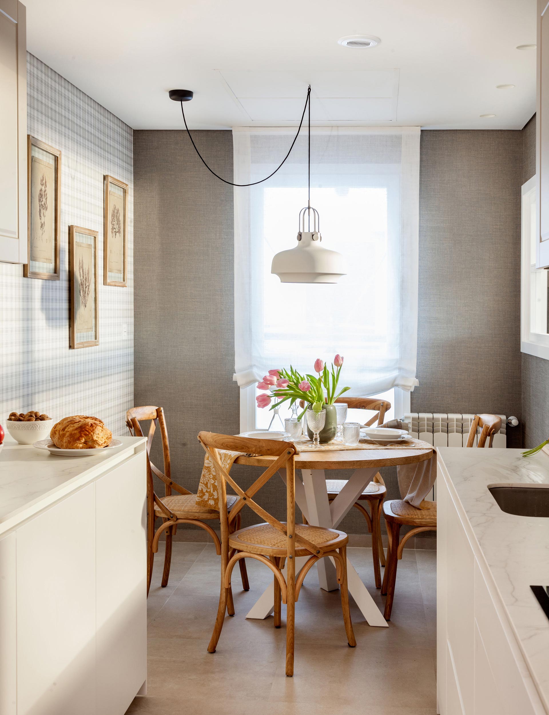 Cozinhas Santos em espaços pequenos, pela designer Natalia Zubizarreta