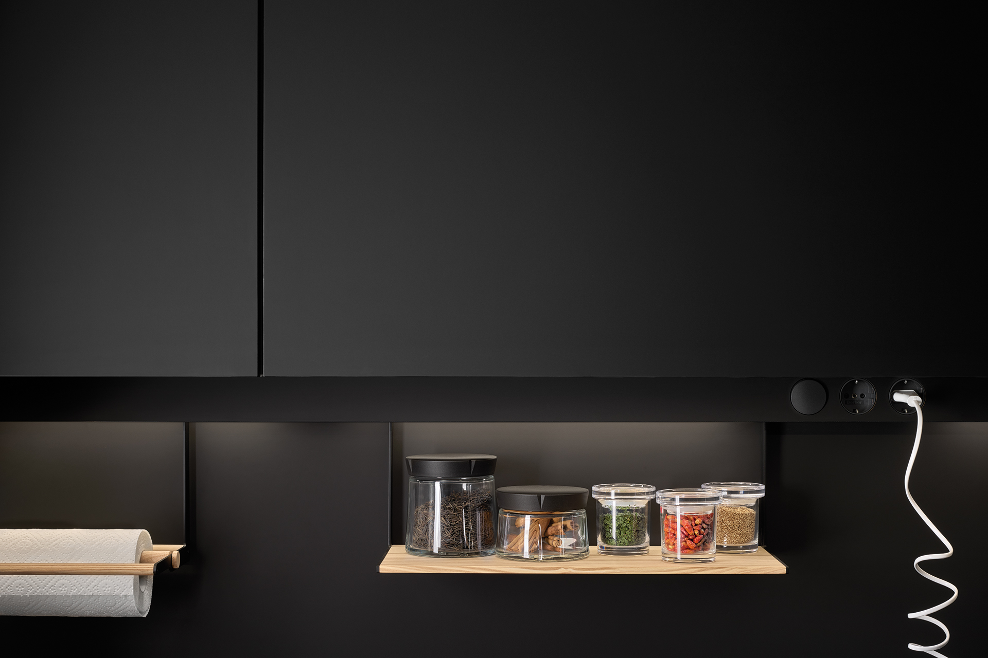 Cocinas Santos con acabados estratificados o laminados: variedad y resistencia