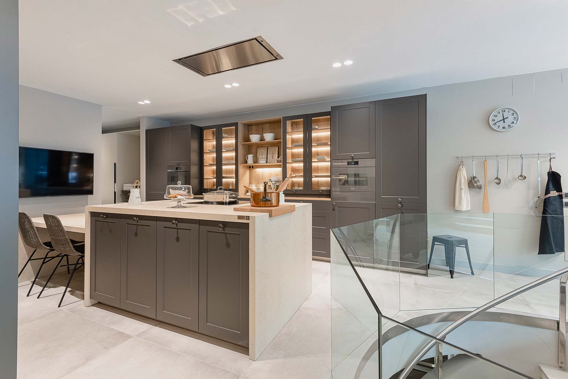 Traç Cuines celebrates 25 years as a Santos distributor and presents its new showroom