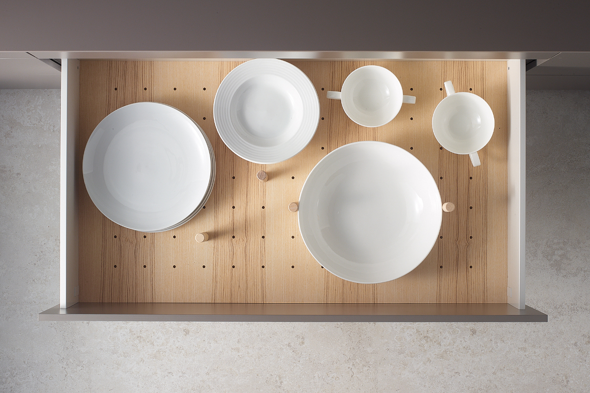 Accessoire à assiettes des cuisines Santos en bois