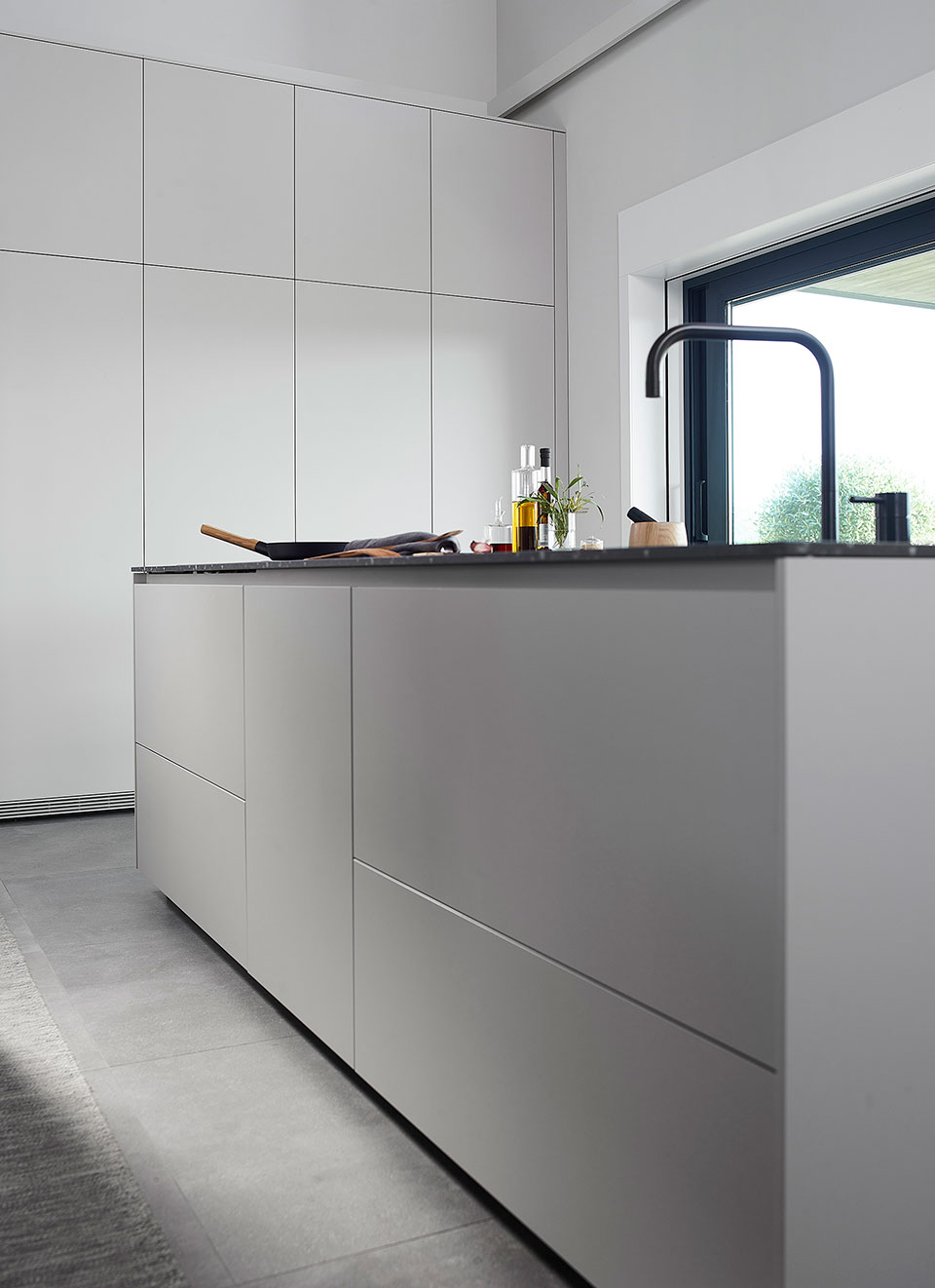 isla-centra-muebles-cocina-blanca-santos