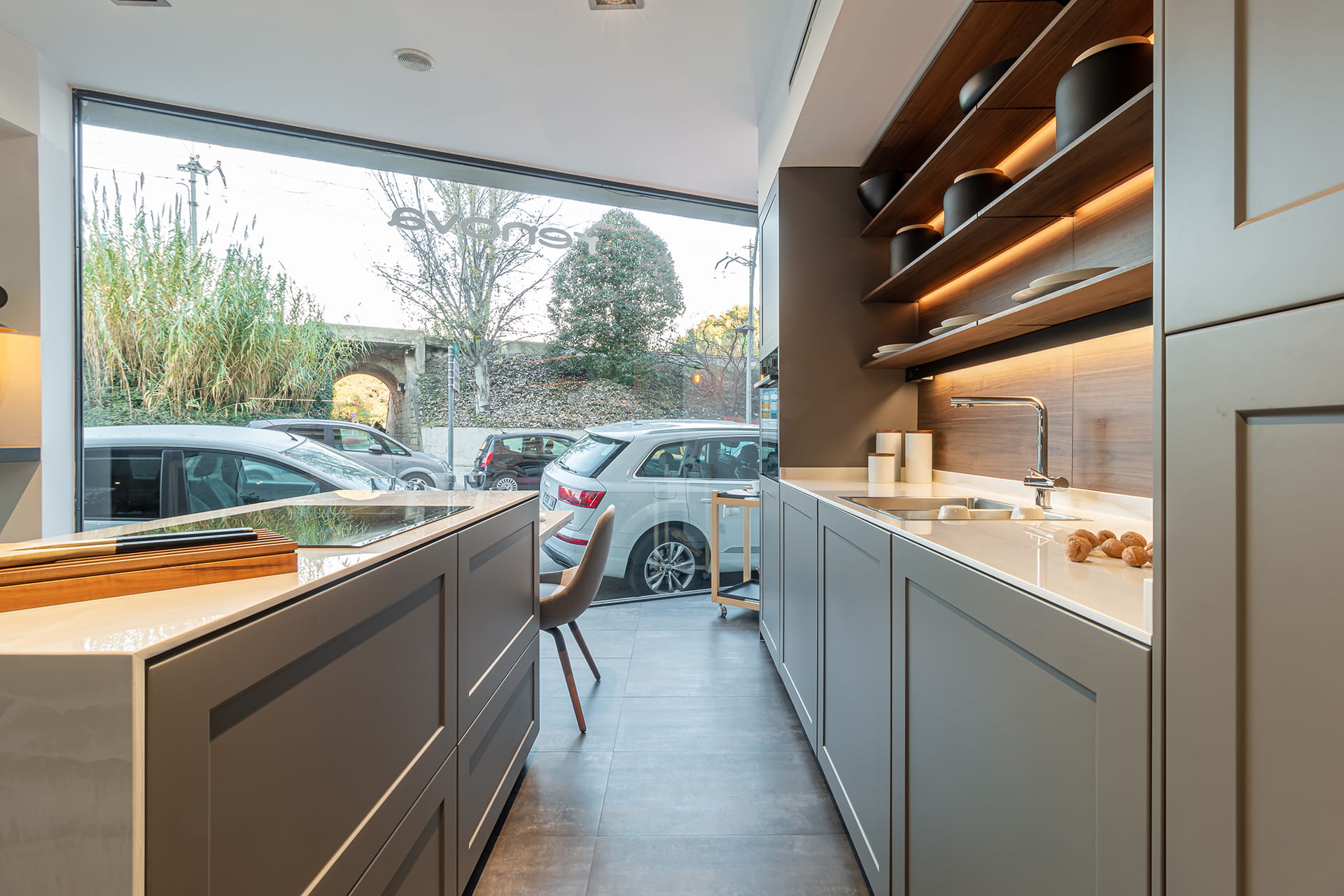 Cuisines Santos dans le showroom de Renova Interiors