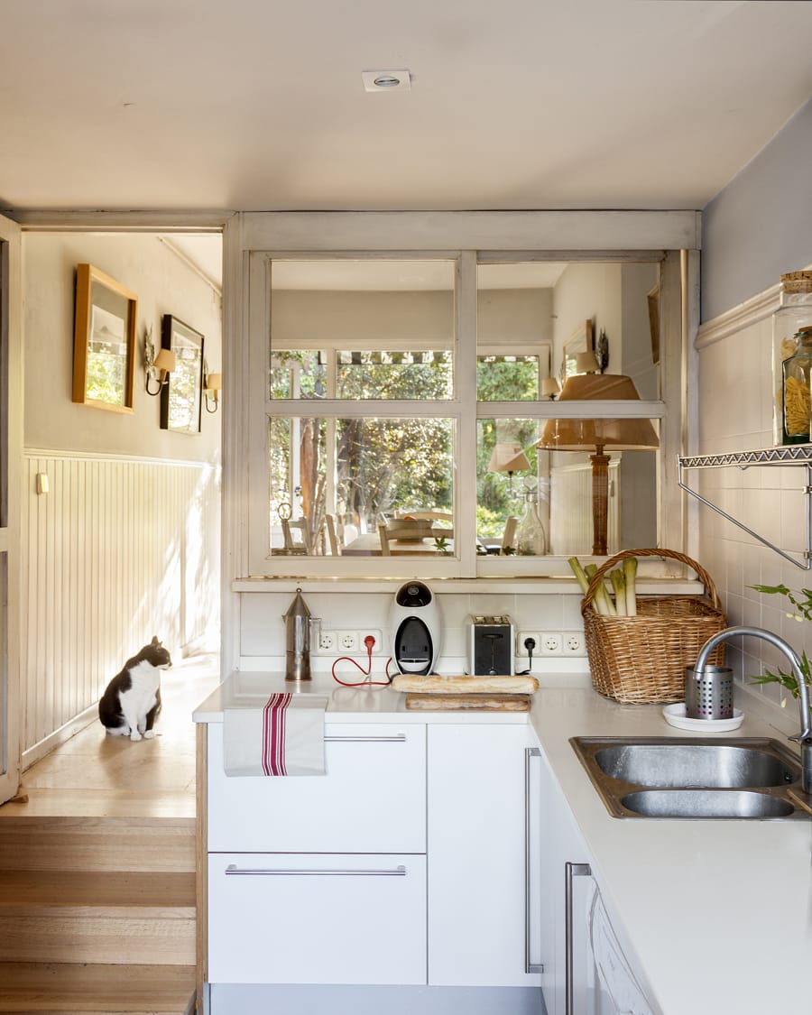 Santos keukens in woning van fotograaf Felipe Scheffel Bell