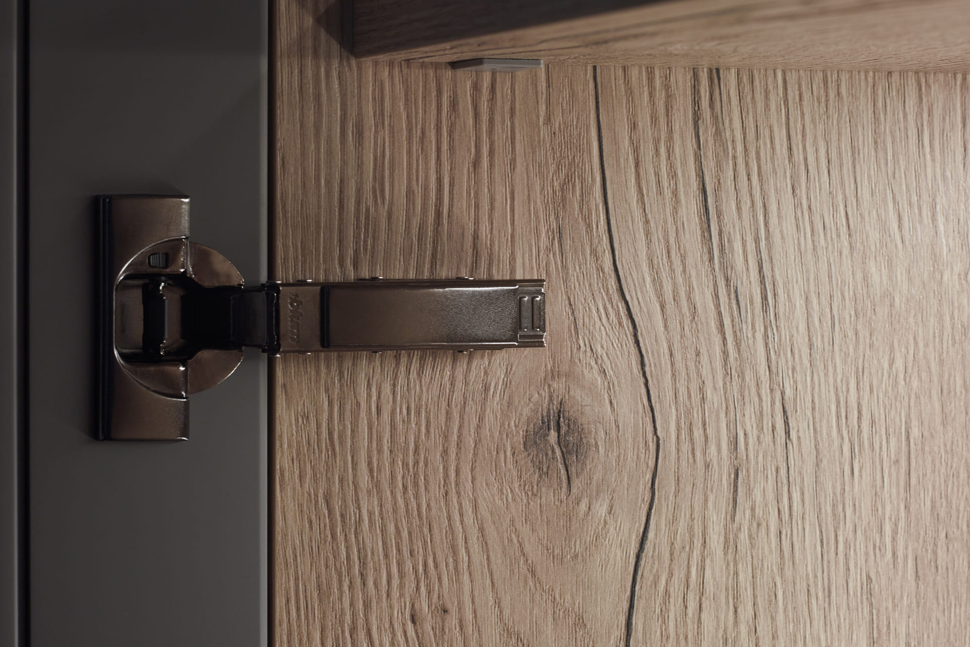 Quality controls for Santos kitchens: units, fittings and worktops
