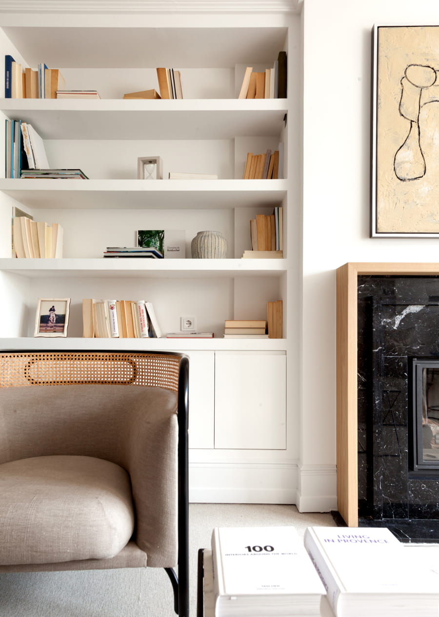 Shelf in the lounge of Natalia Zubizarreta’s home