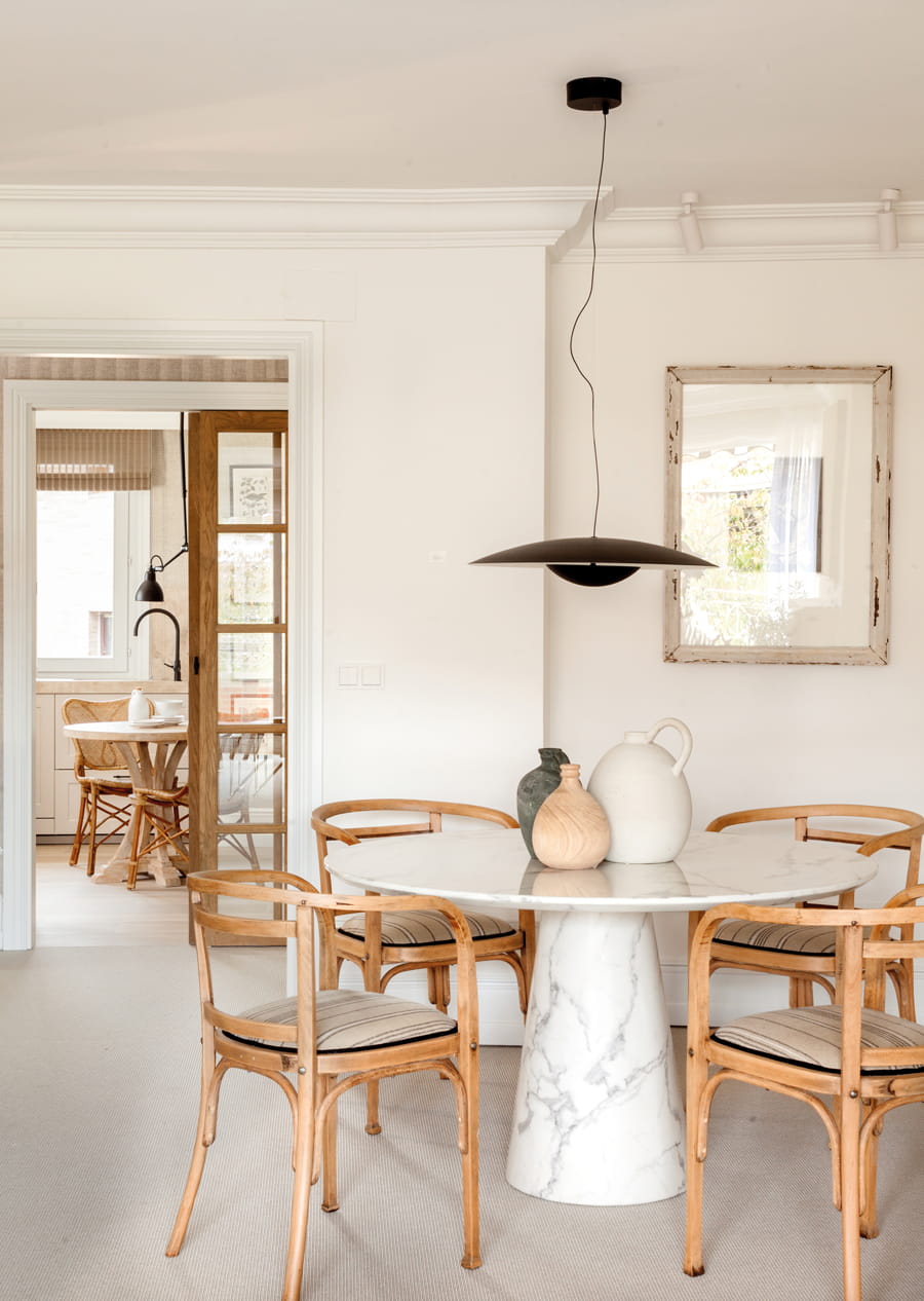Living and dining room with access to Santos kitchen