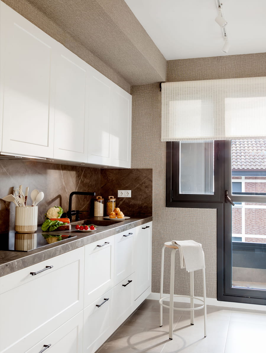 Kleine witte Santos keuken