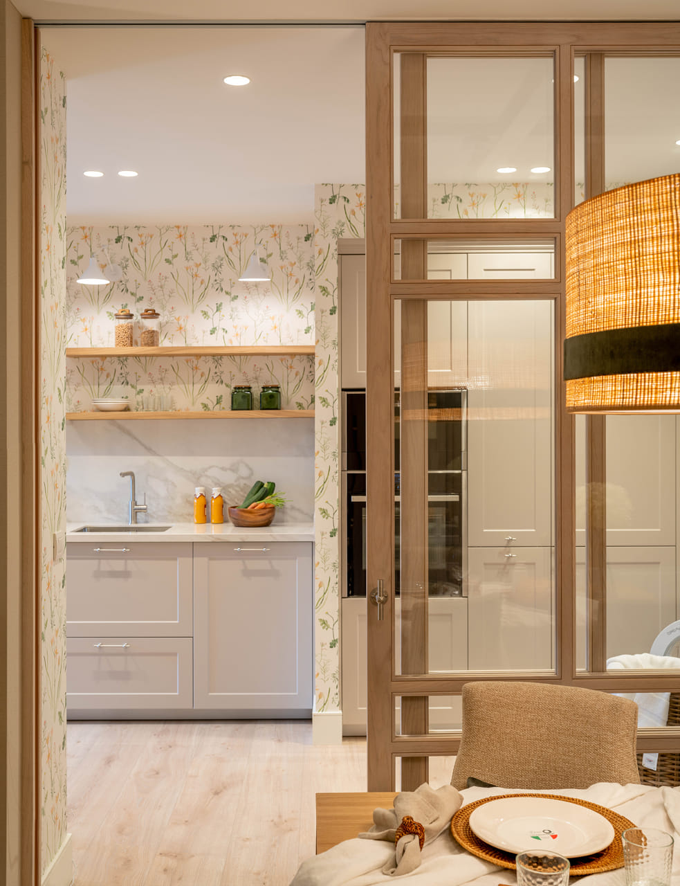 Cuisine en L avec espace buanderie