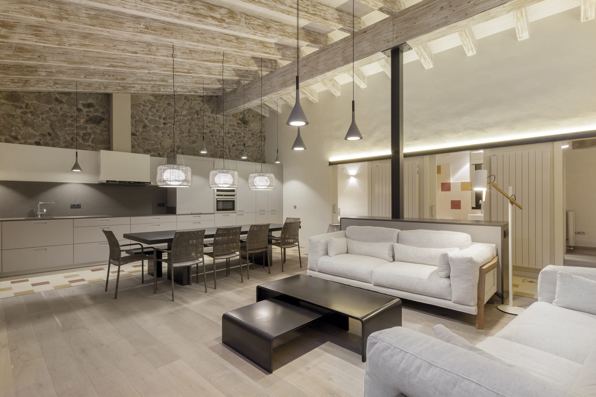 Santos kitchen in grey and black