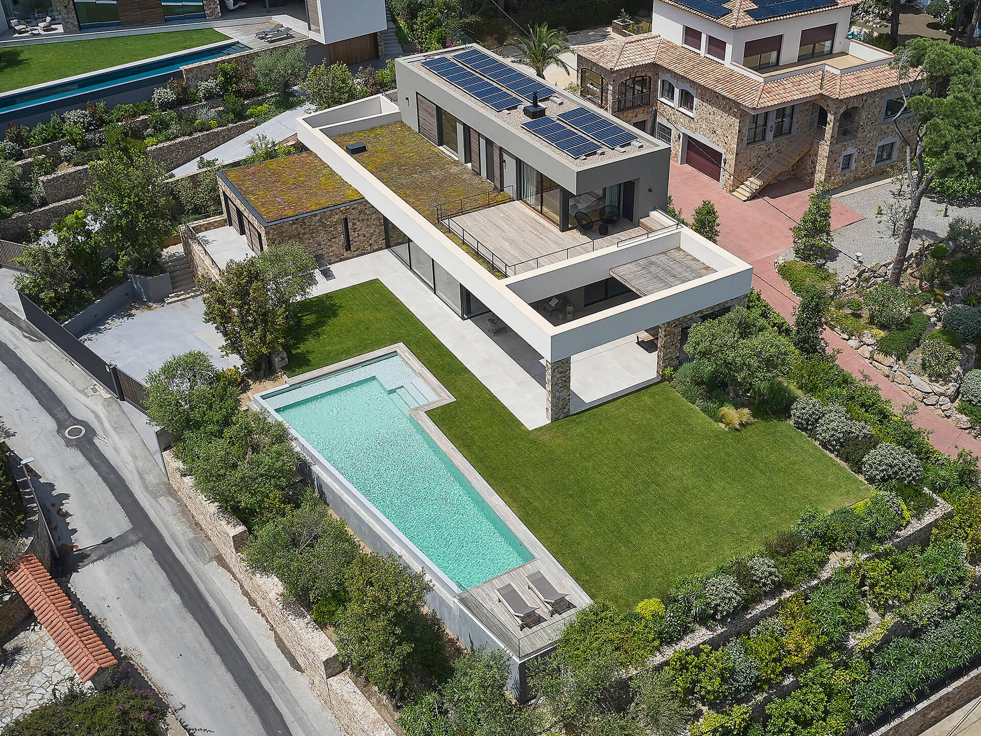 Home designed by Jané & Font aerial view