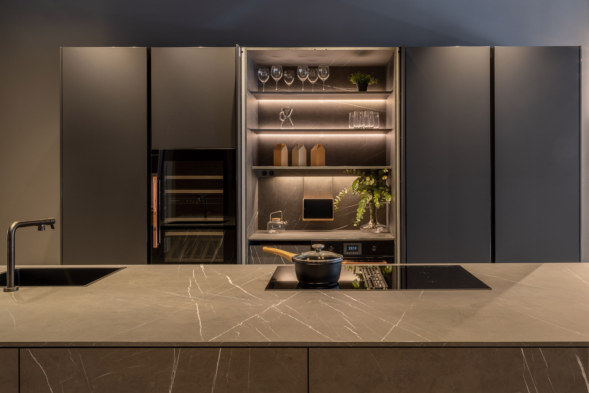 Santos keukenkasten. Nieuwe exclusieve winkel in Valencia