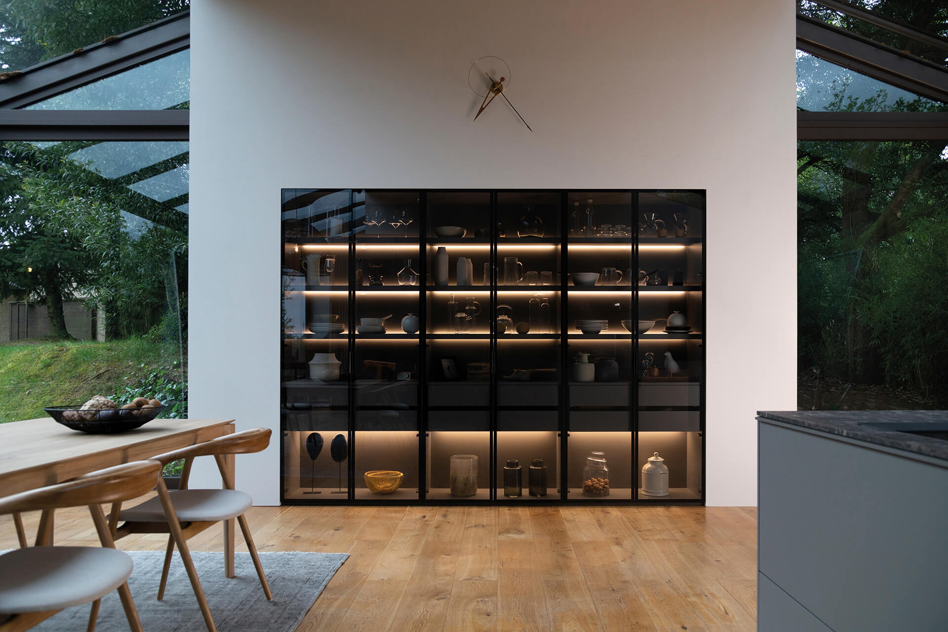Armario vitrina con cajones interiores para cocina o comedor