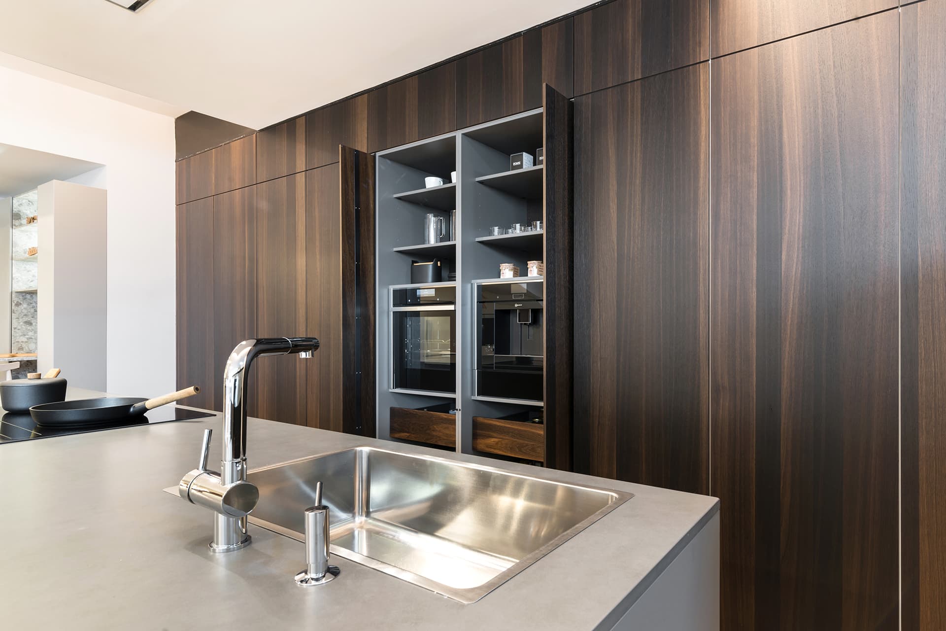 Armoires de cuisine Santos avec portes escamotables