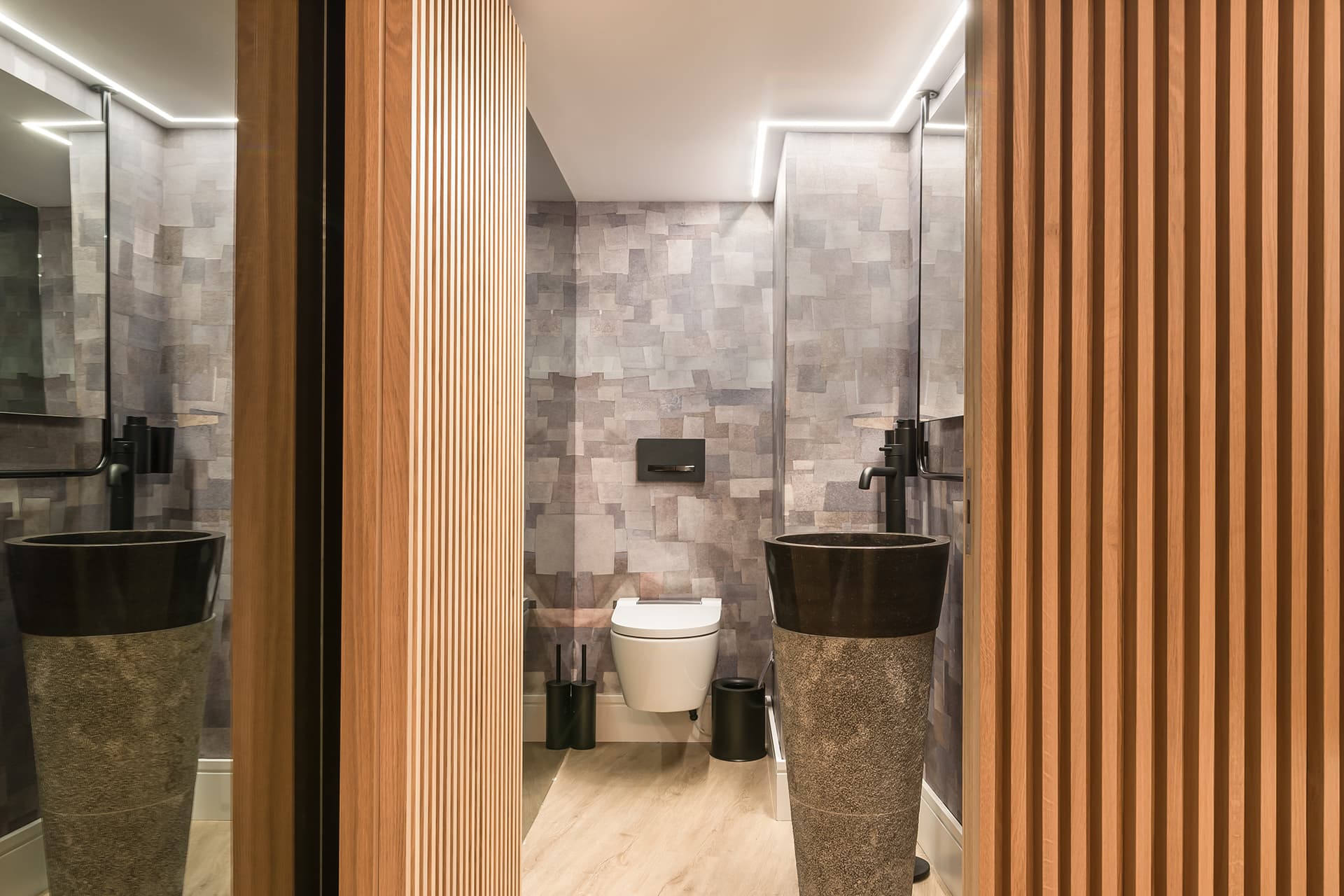 Meubles de salle de bains Santos exposés chez Docrys