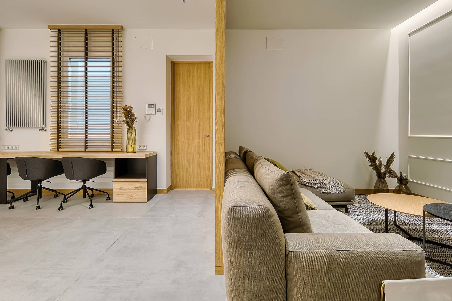 Woning met familiekamer en studeerkamer