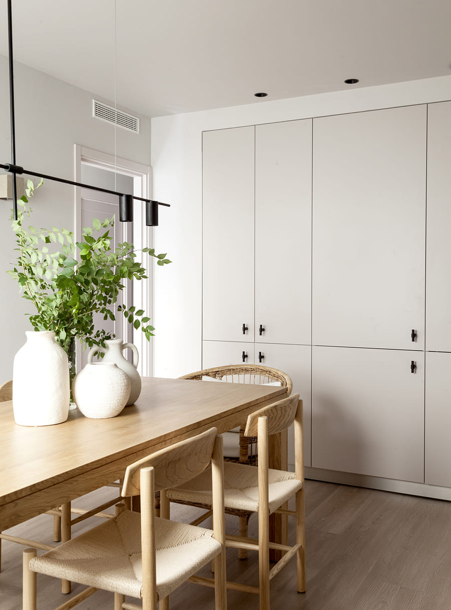 Muebles columna cashmere en cocina Santos