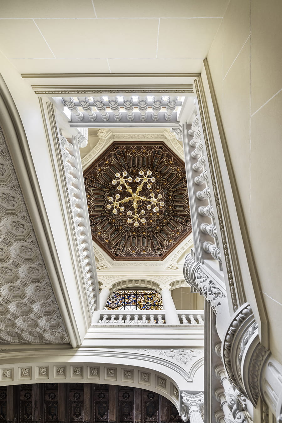 Staircase and dome of the Palacio de la Trinidad, inspiration for the Santos space at Casa Decor 2024.