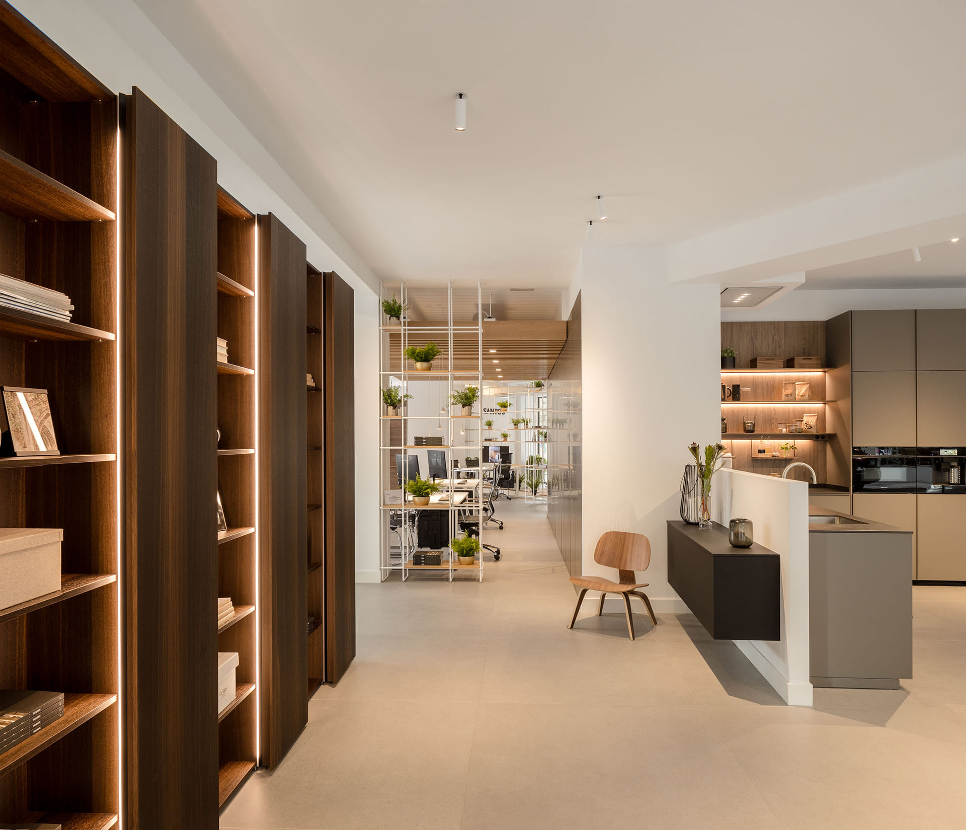 Modulair legplankensysteem in Santos winkel Salamanca
