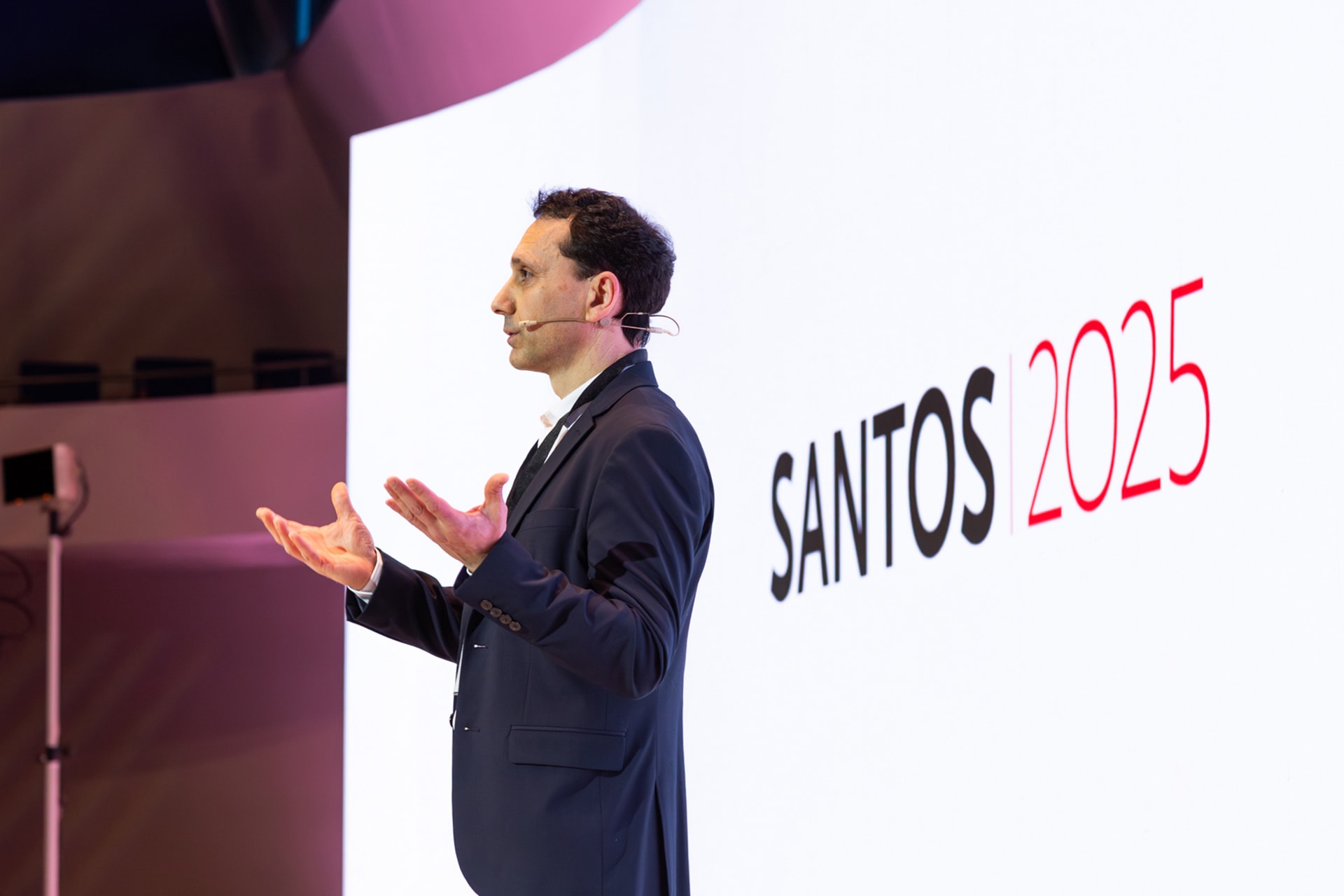 Santos Kitchens 2025 presentation Auditorium 2