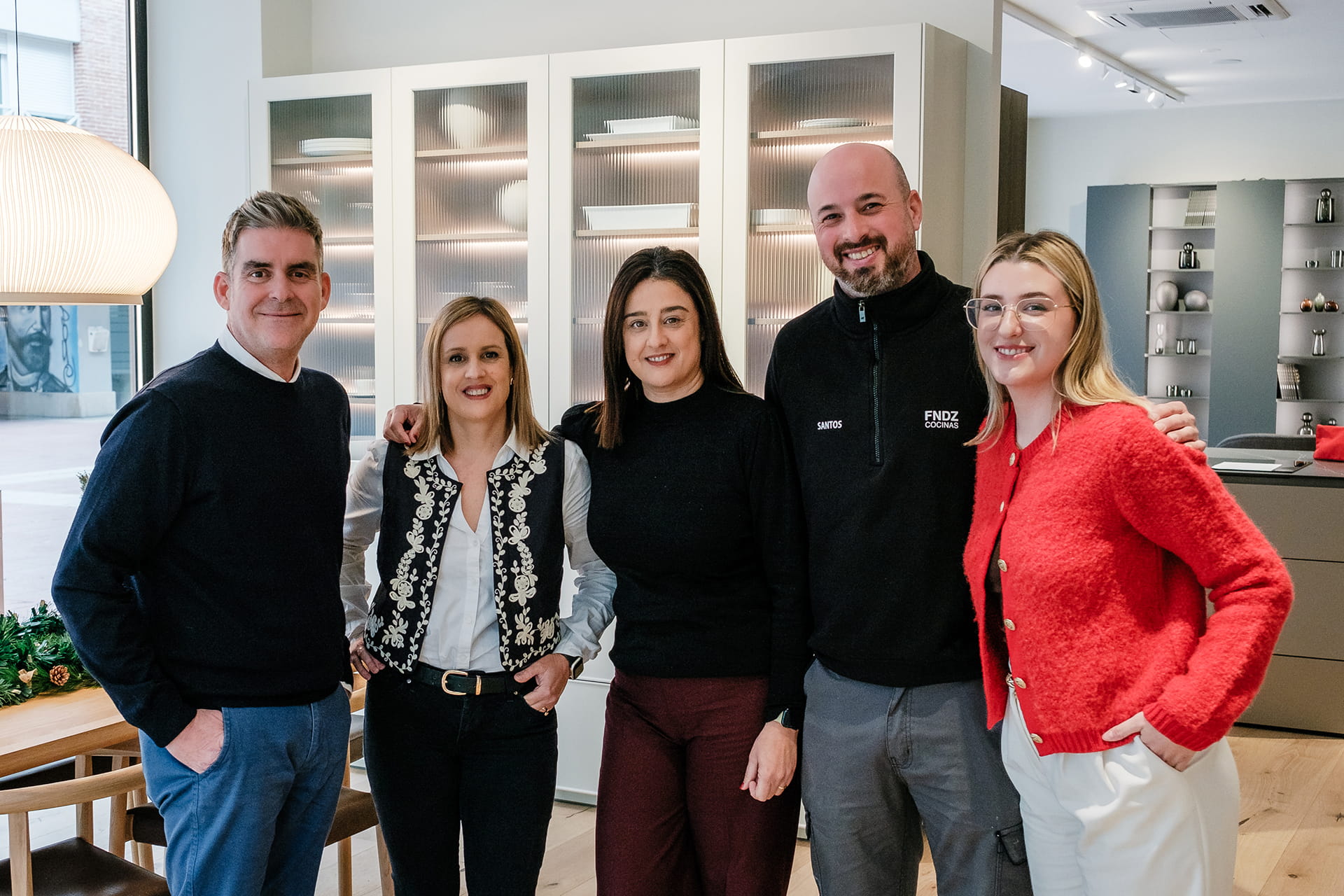 El equipo de la tienda de Santos en Murcia, FNDZ Cocinas.