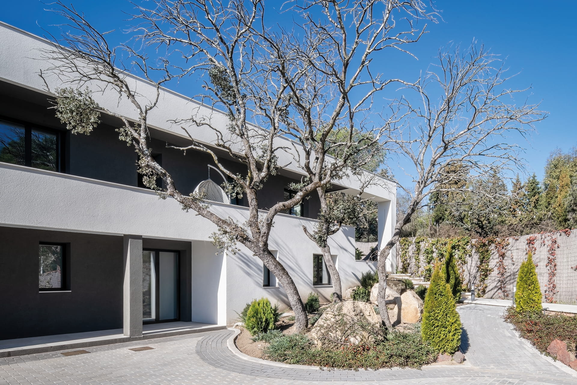 Close-up of the exterior of a renovated detached house with a design by Santos Kitchens.