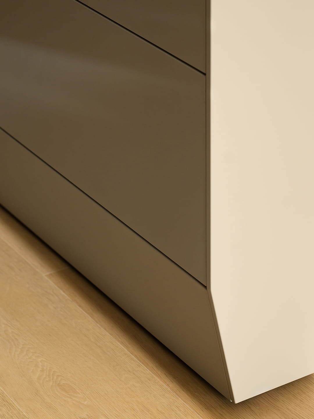Plinth drawer units in a kitchen island at the eba Riyadh showroom.