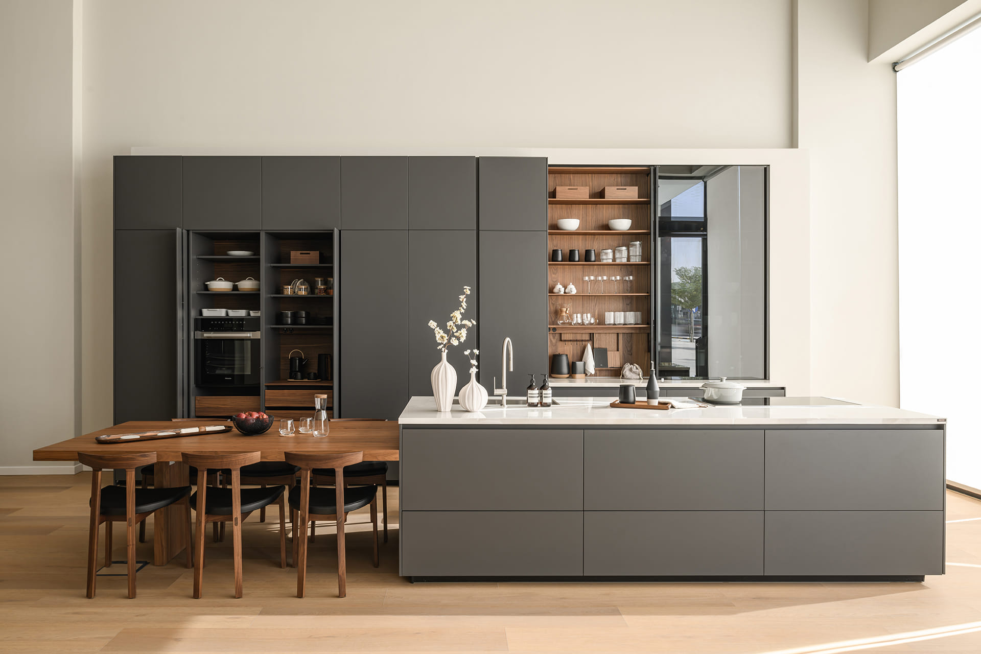 Anthracite Grey Silk Matt kitchen with centre island at the Santos showroom in Riyadh.