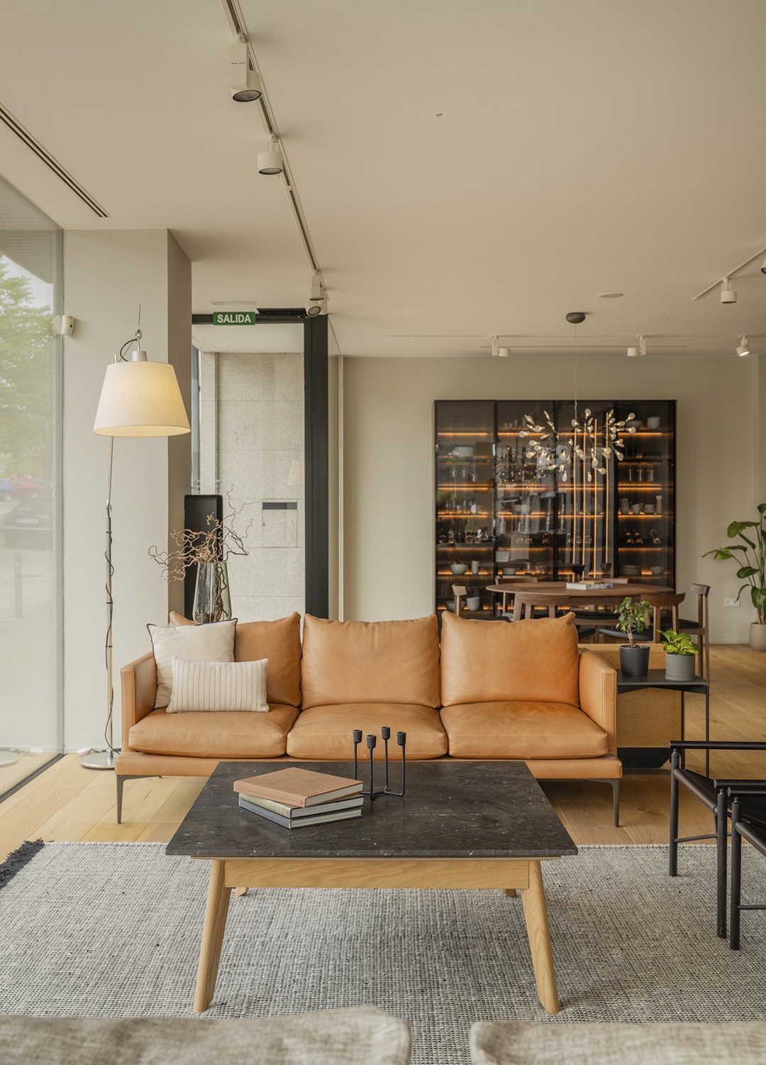 Muebles Living de Santos en la nueva exposición de cocinas de Santiago Interiores.